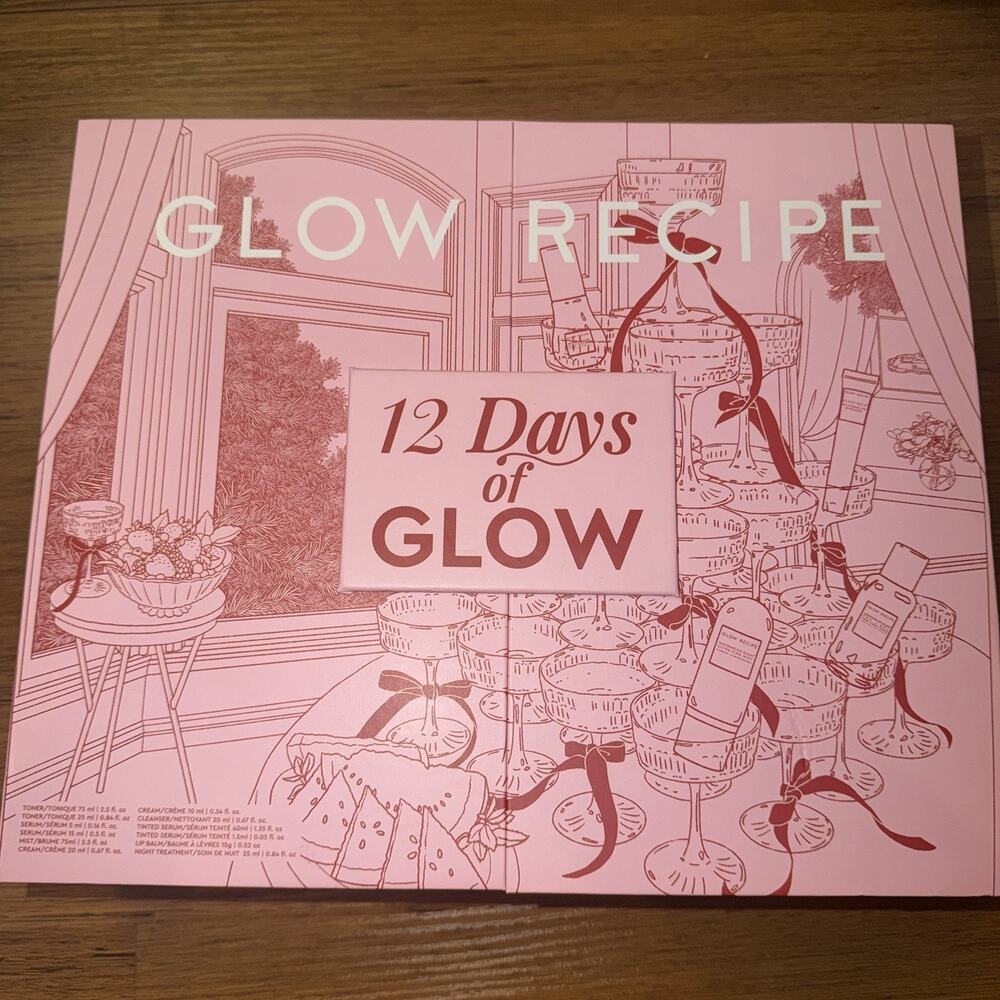 Glow Recipe 12 Days of Glow Advent Calendar 2025 12-Piece Skincare Set
